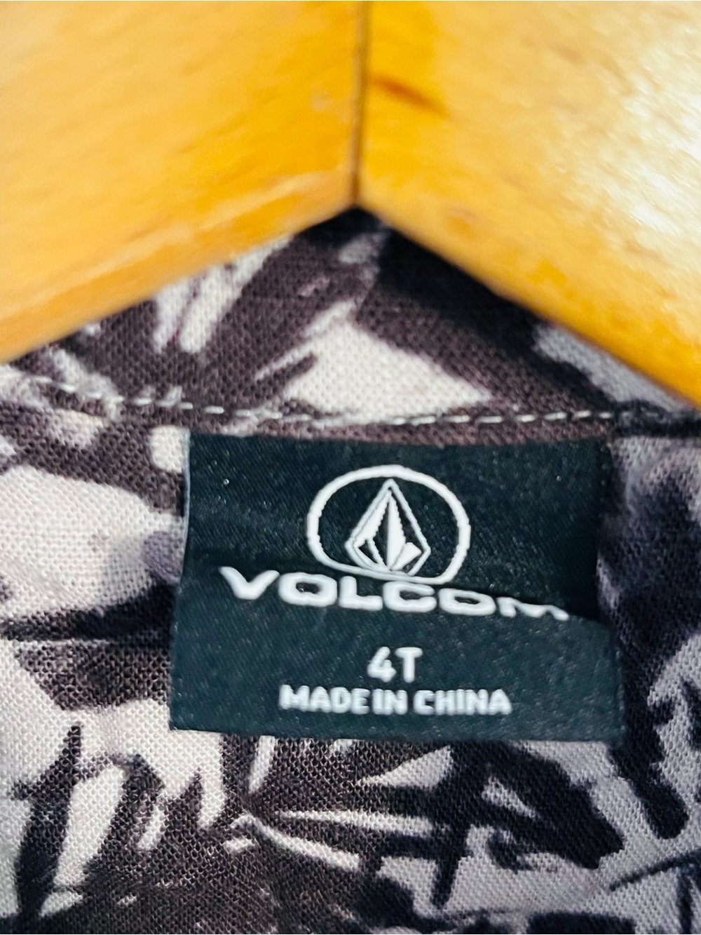 Volcom Linen Tropical Leaf Button Down Shirt Brown White Short Sleeve Boys 4T - Picture 6 of 7